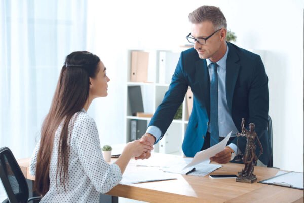 Consulta legal presencial (30 min)
